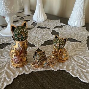 Vintage Cloisonne Chinese Figurines. Set of 3 Decorative Cat Figurines